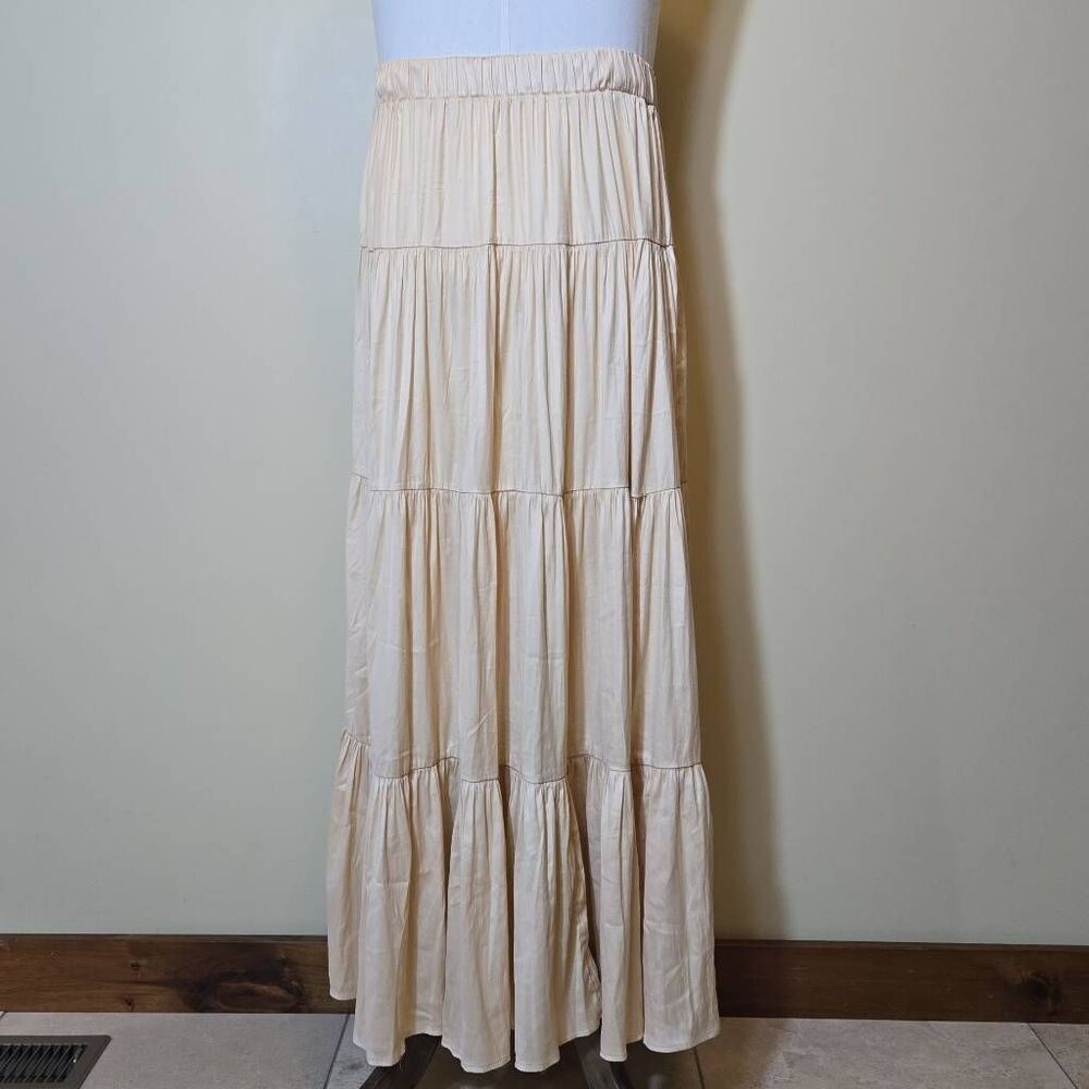 Elie Tahari Satin Tiered Maxi‎ Skirt Cream Size XS Minimalist